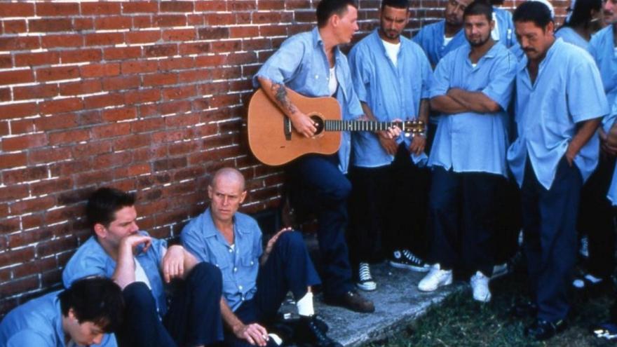 Filmstill_Animal Factory_1