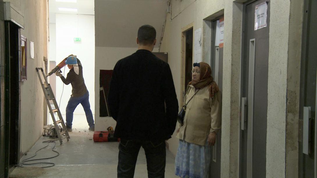 Filmstill_Habitations Légèrement modifiées_1